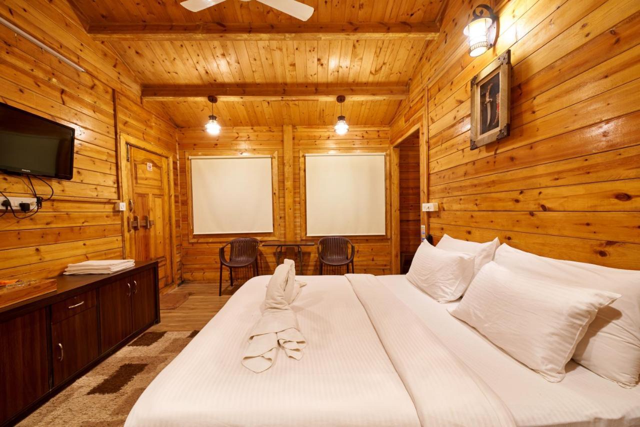 Tranquil Beach Resort Harihareshwar Екстериор снимка