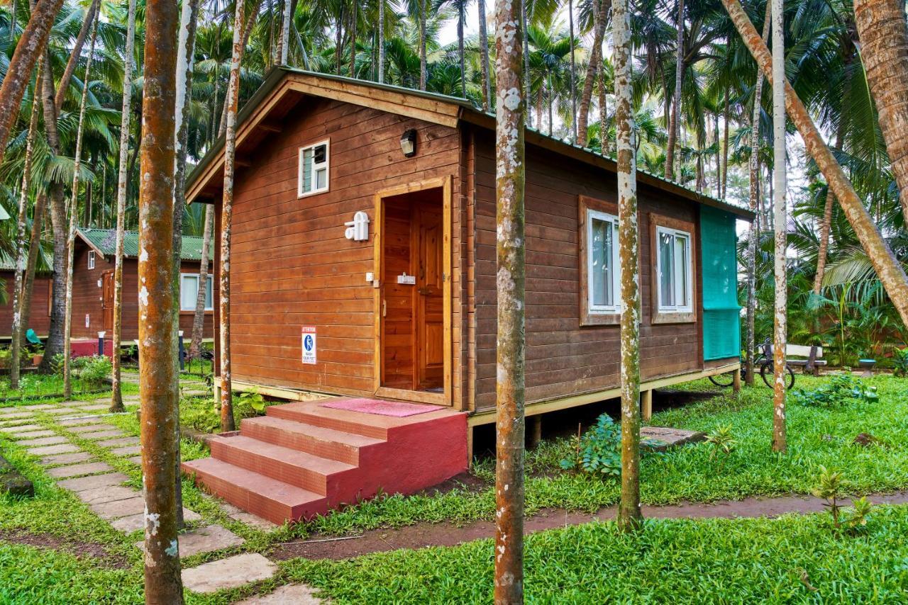 Tranquil Beach Resort Harihareshwar Екстериор снимка