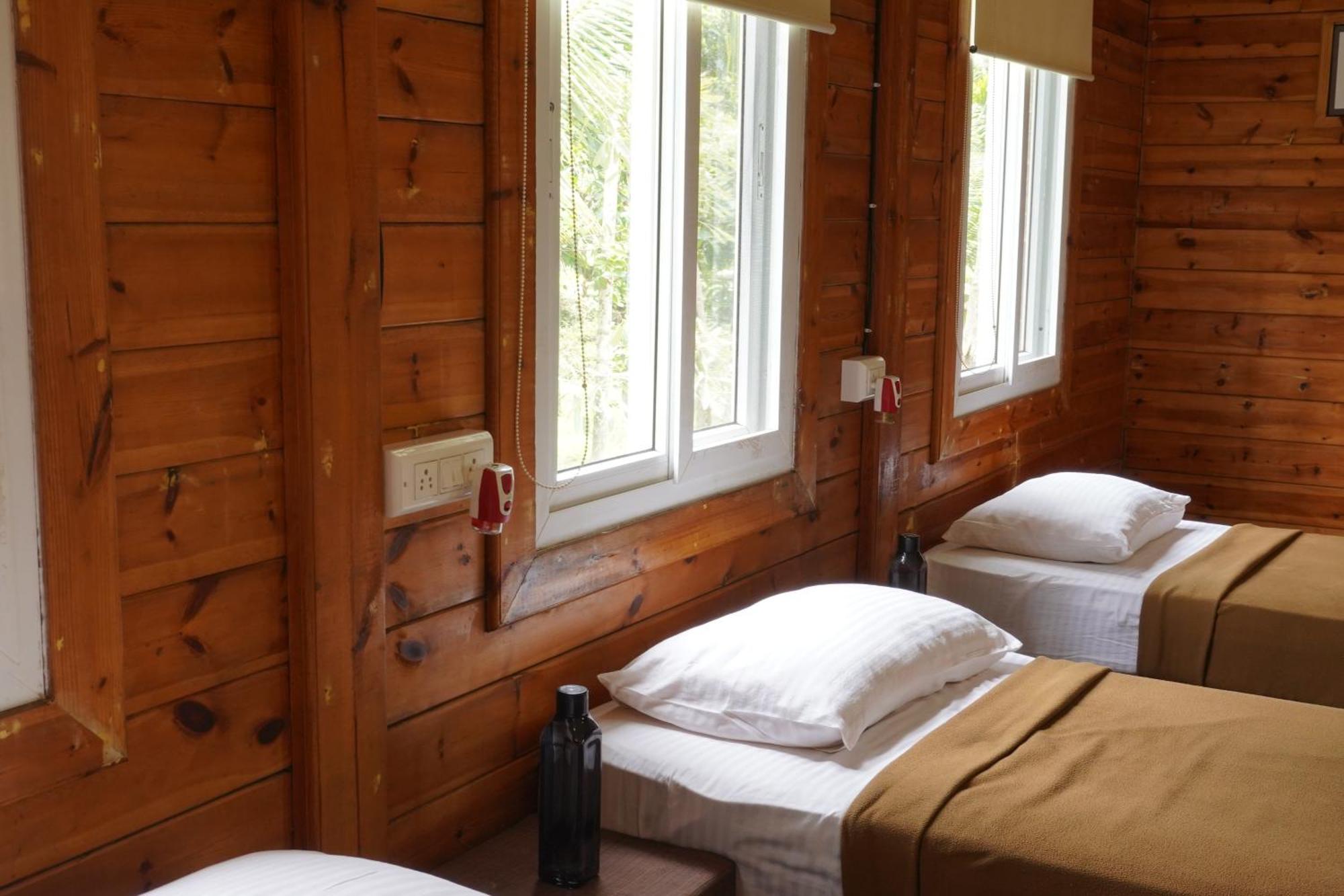 Tranquil Beach Resort Harihareshwar Екстериор снимка